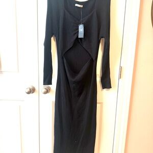 Sophisticated Ruched Front Long Sleeve Midi Dress in Black ambercombie